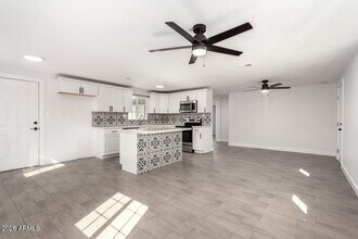 240 N Monte Vista St in Chandler, AZ - Building Photo - Building Photo