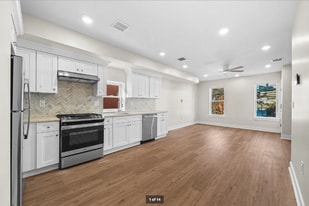 20 Joyce Kilmer Ave, Unit Unit 2 in New Brunswick, NJ - Building Photo