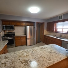 2707 Brookdale Ave in Parma, OH - Building Photo - Building Photo