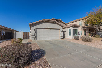 2753 N Maria Ln in Casa Grande, AZ - Building Photo - Building Photo