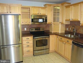 6304 Spruce Mill Dr in Yardley, PA - Building Photo - Building Photo