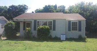 3026 Texas St in Montgomery, AL - Building Photo
