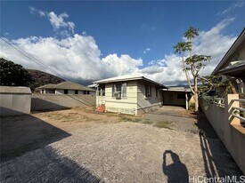 87-238-238 Farrington Hwy in Waianae, HI - Building Photo