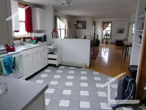 69 Brooks St in Boston, MA - Building Photo - Building Photo