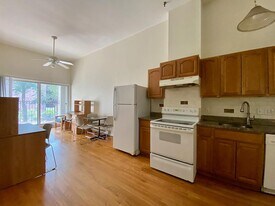 41 Symphony Rd, Unit A12 in Boston, MA - Building Photo