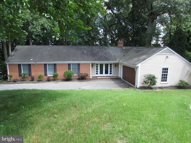 property at 472 Old Orchard Cir