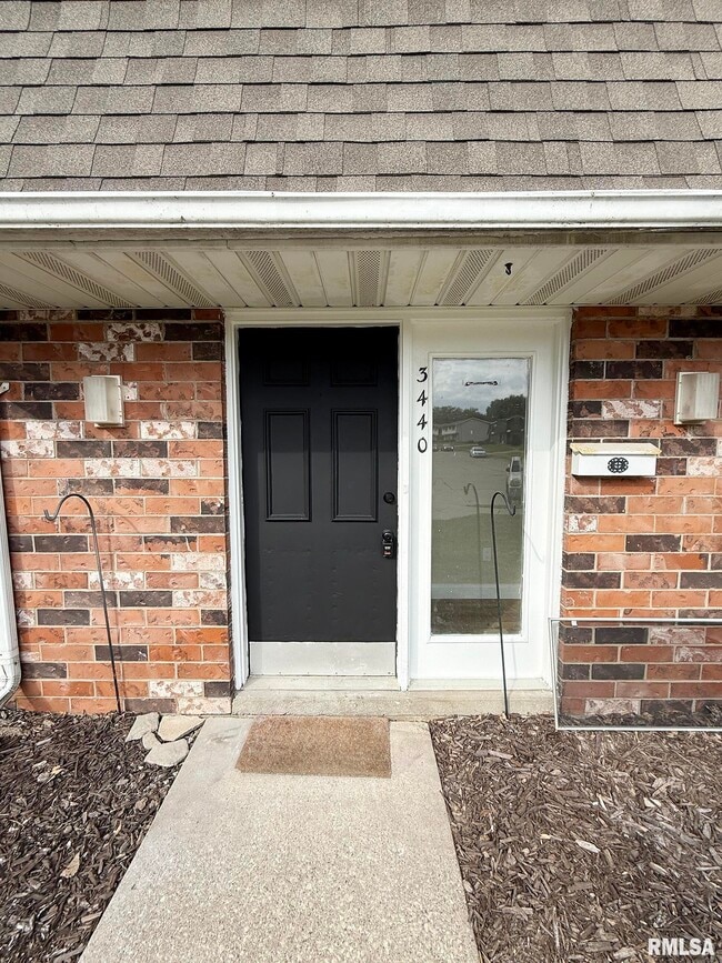 3440 Villa Ridge in Peoria, IL - Building Photo - Building Photo
