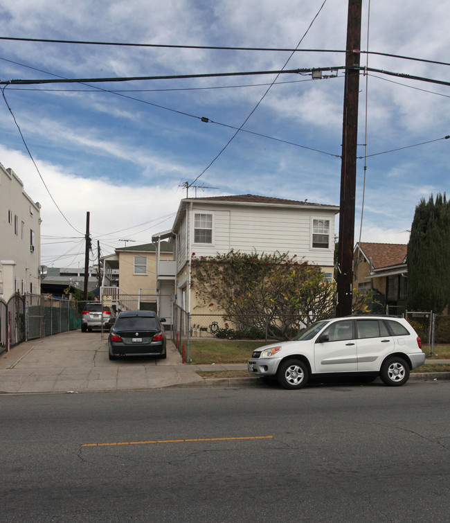 4947 E Fountain Ave in Los Angeles, CA - Building Photo - Building Photo