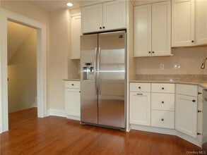 70 Theodore Fremd Ave in Rye, NY - Building Photo - Building Photo