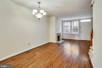538 N West St in Alexandria, VA - Building Photo - Building Photo