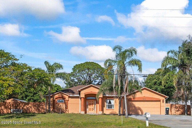 803 Emerson Dr NE in Palm Bay, FL - Building Photo - Building Photo