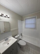 1020 Willard St in Greensboro, NC - Foto de edificio - Building Photo