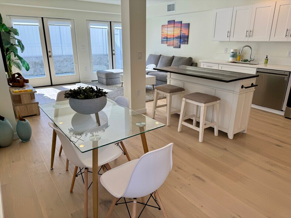 2520 5th St, Unit B in Santa Monica, CA - Building Photo