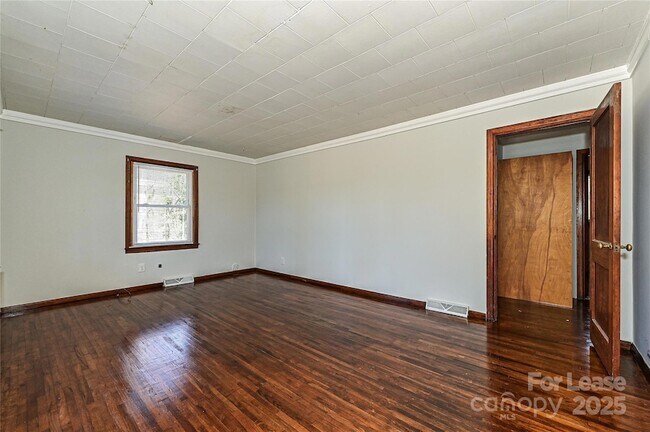 901 Sweetbriar St, Unit 0932 in Charlotte, NC - Building Photo - Building Photo