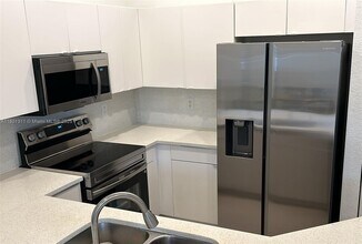 1736 Aspen Ln in Weston, FL - Building Photo - Building Photo