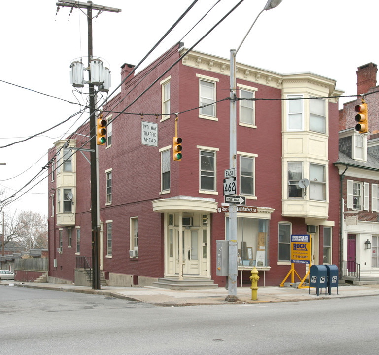 301 E Market St in York, PA - Building Photo