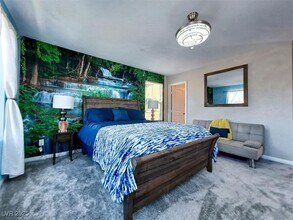 3235 Pergusa Dr in Henderson, NV - Building Photo - Building Photo