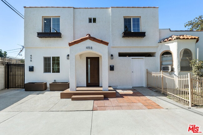 property at 498 E 52nd St