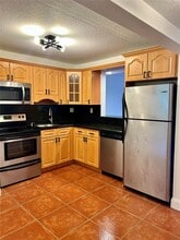 6175 NW 57th St in Tamarac, FL - Building Photo - Building Photo