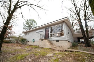 27 Westmont Cir in Little Rock, AR - Building Photo - Building Photo