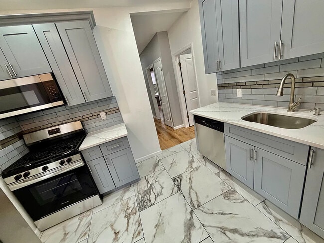 33 Moulton Ave in Dobbs Ferry, NY - Building Photo - Building Photo