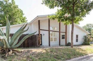 5500 Duval St in Austin, TX - Building Photo