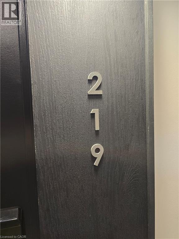 461 Green Rd in Stoney Creek, ON - Building Photo - Building Photo