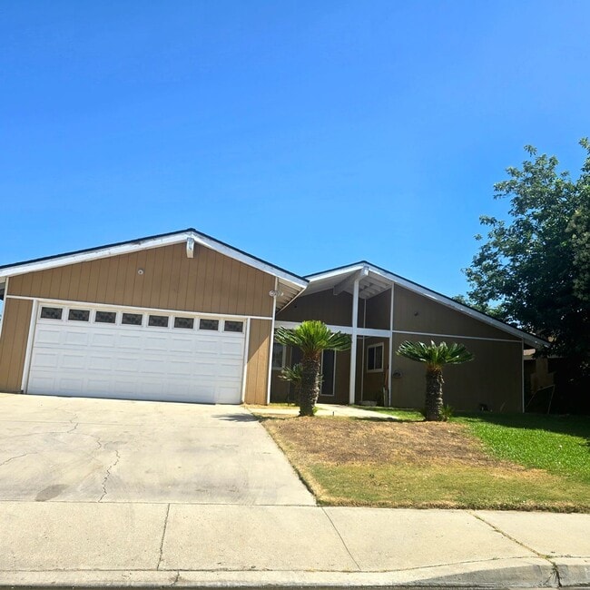 property at 4612 Posada Ave