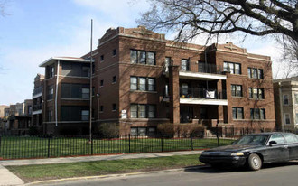 5836-5838 W Washington Blvd Apartamentos