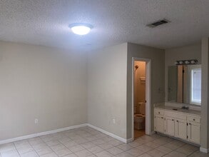 1134-1136 Willow Creek Dr in Zachary, LA - Building Photo - Building Photo