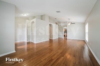 10515 Goldwater Ln in Riverview, FL - Foto de edificio - Building Photo