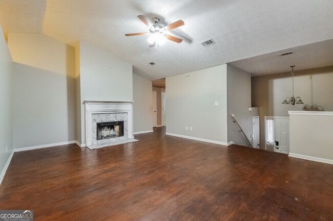 4481 Latchwood Dr in Stonecrest, GA - Building Photo - Building Photo