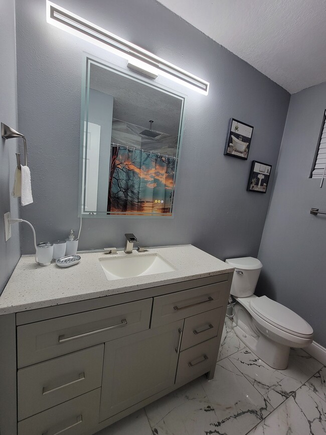 1116 Madrid Ave in Daytona Beach, FL - Building Photo - Building Photo
