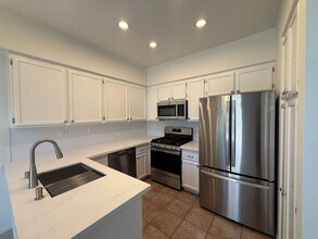 13404 Tiverton Rd in San Diego, CA - Building Photo - Building Photo