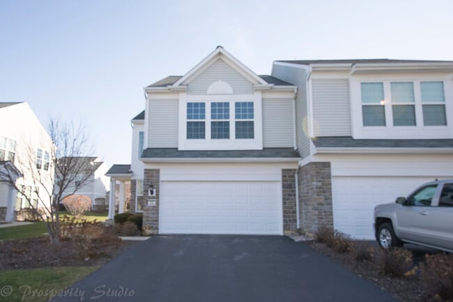 property at 636 Hawley Dr