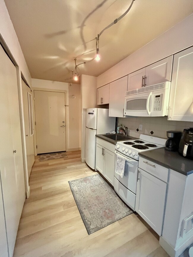property at 905 Cherry St