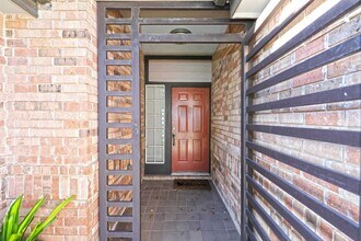 1222 Longhorn Dr in Laredo, TX - Building Photo - Building Photo