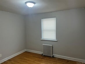 134 Amory Dr in Orangetown, NY - Building Photo - Building Photo