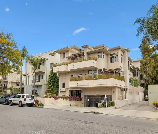 property at 11847 Laurelwood Dr