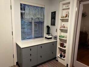 154 Frisbie St, Unit Frisbie Unit 2 in Oakland, CA - Building Photo - Building Photo