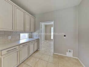 2440 Kingsley Dr in Grand Prairie, TX - Building Photo - Building Photo