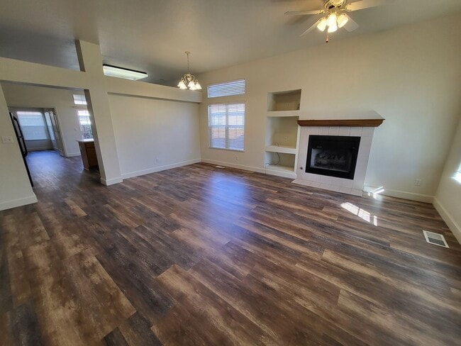 1240 Shadowridge Dr in Carson City, NV - Building Photo - Building Photo