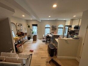 179 H St, Unit 1 in Boston, MA - Building Photo - Building Photo