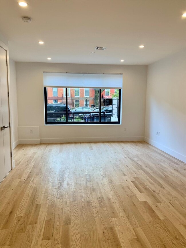 813 Jefferson Ave in Brooklyn, NY - Building Photo - Building Photo