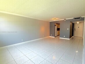 2781 Taft St in Hollywood, FL - Building Photo - Building Photo