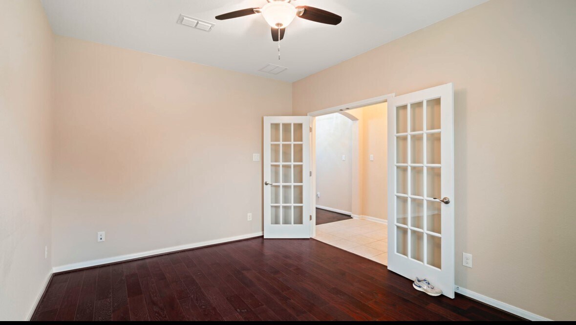 2003 Pleasant Springs Ln in Houston, TX - Building Photo