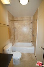 1033 6th St in Santa Monica, CA - Building Photo - Building Photo