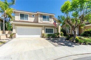 6 Santa Comba in Irvine, CA - Building Photo
