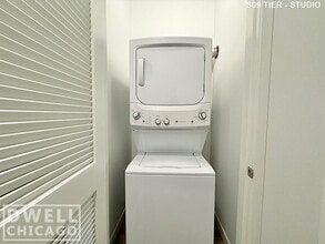 738 N Morgan St, Unit 1 in Chicago, IL - Building Photo - Building Photo