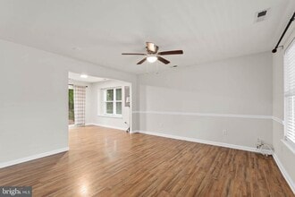 236 Pump Branch Rd in Waterford Works, NJ - Building Photo - Building Photo